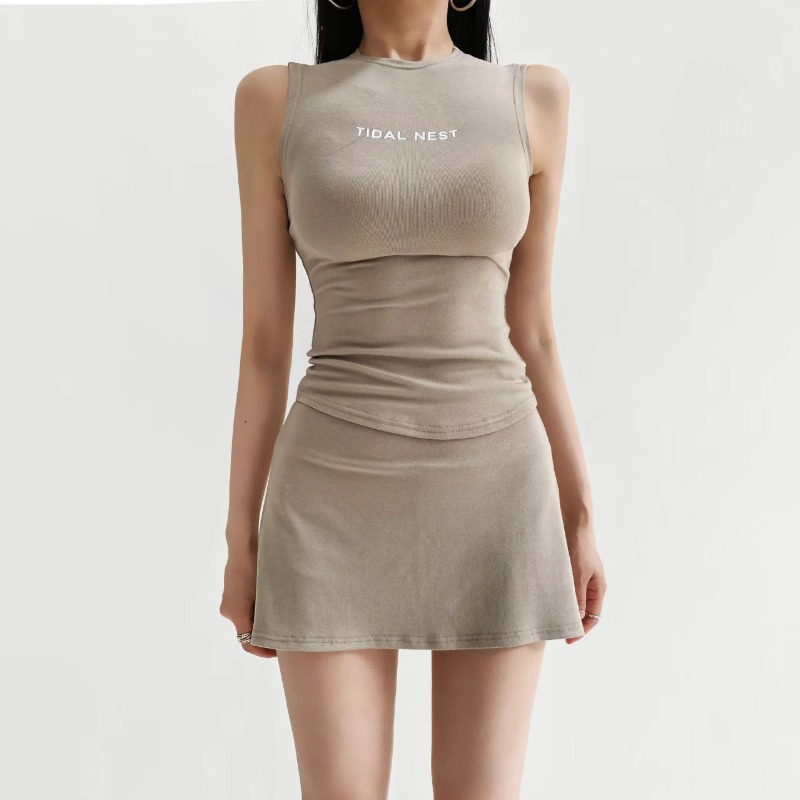 New Letter Printed Round Neck  - Fitness & Nutrition Lab Zapopan review and price
